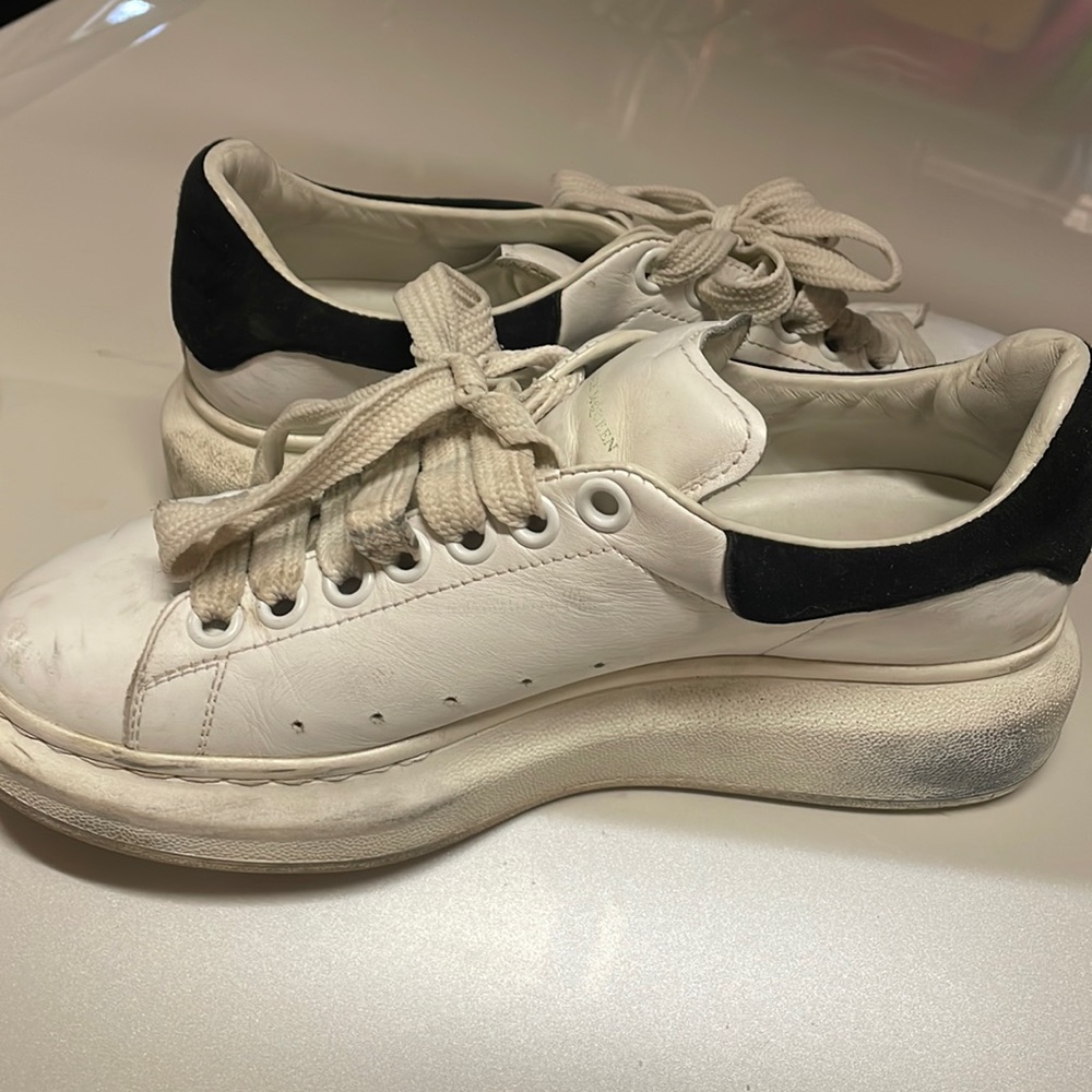 It’s a little TLC these sneakers would look nice and almost brand new